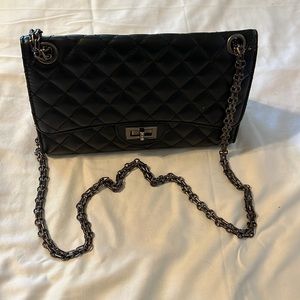 Black crossbody purse